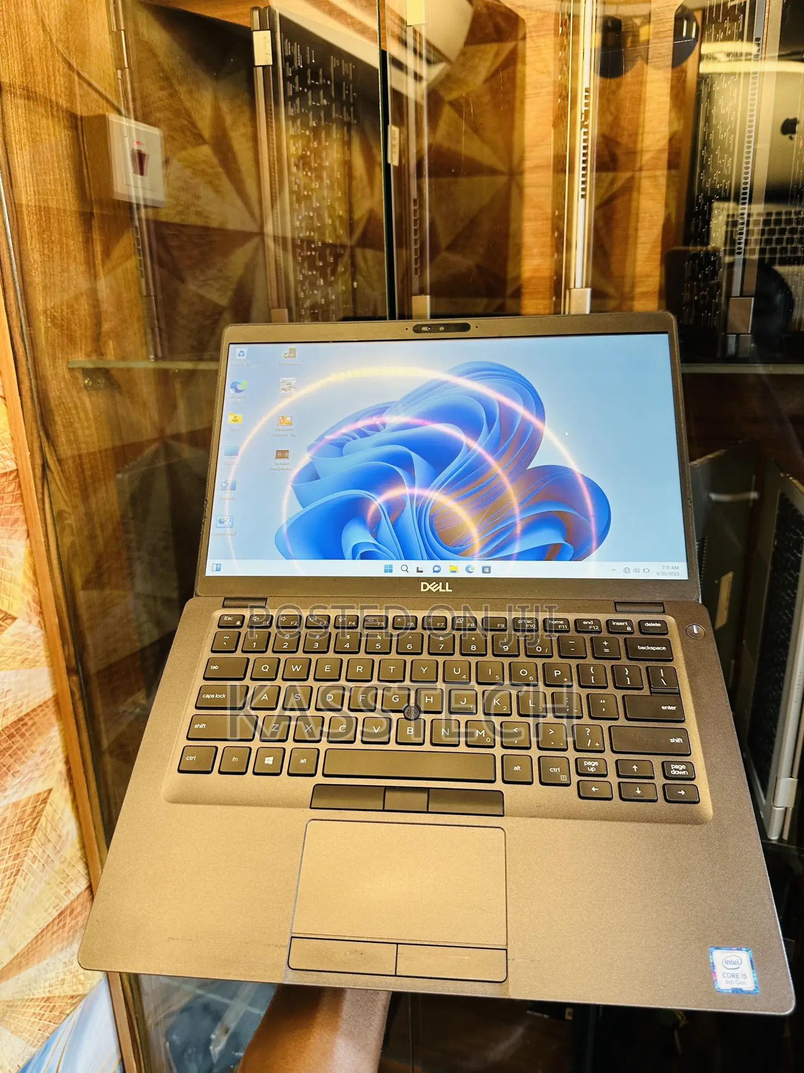 Laptop Dell Latitude 5400 8GB Intel Core I5 SSD 256GB