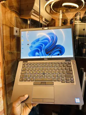 Laptop Dell Latitude 5400 8GB Intel Core I5 SSD 256GB
