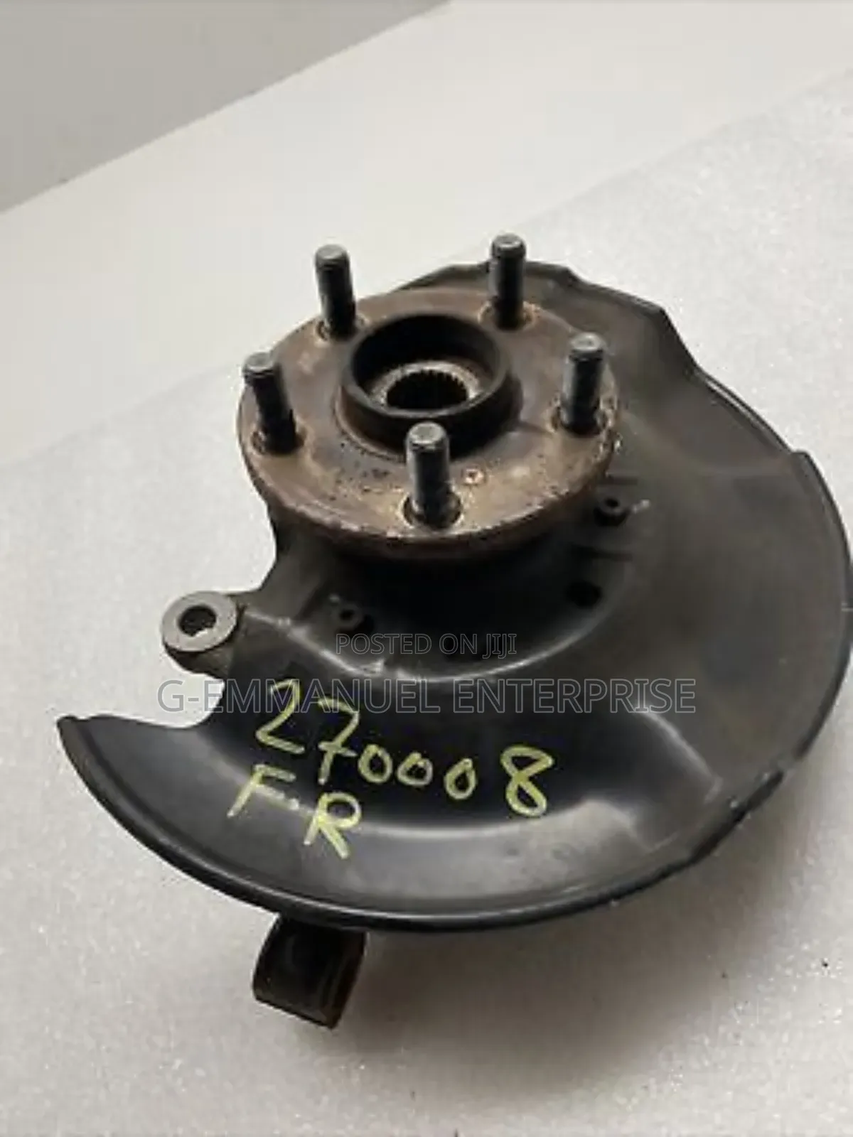 Toyota Corolla 2011-13 Front Wheel Hub. Original.