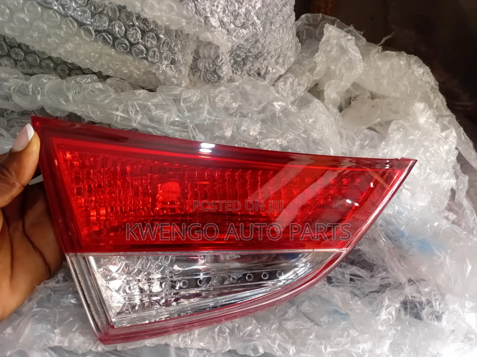 Elantra Boot Light