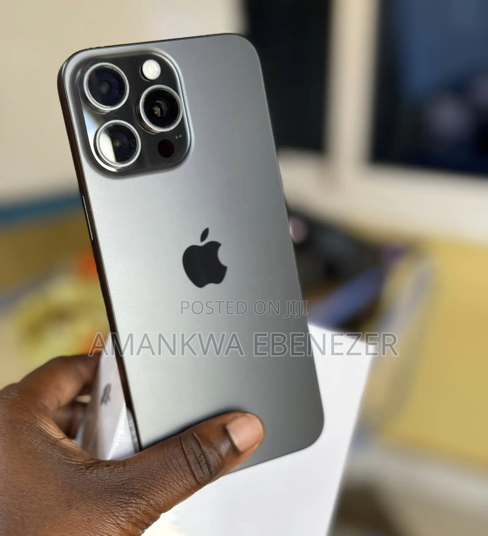 New Apple iPhone 15 Pro Max 512 GB Black
