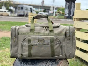 Easy Carry on Duffel Packing Bag With Straps for Shoulder