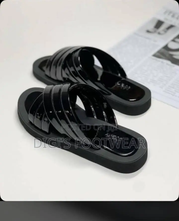 Black Mirror Adehye Slippers