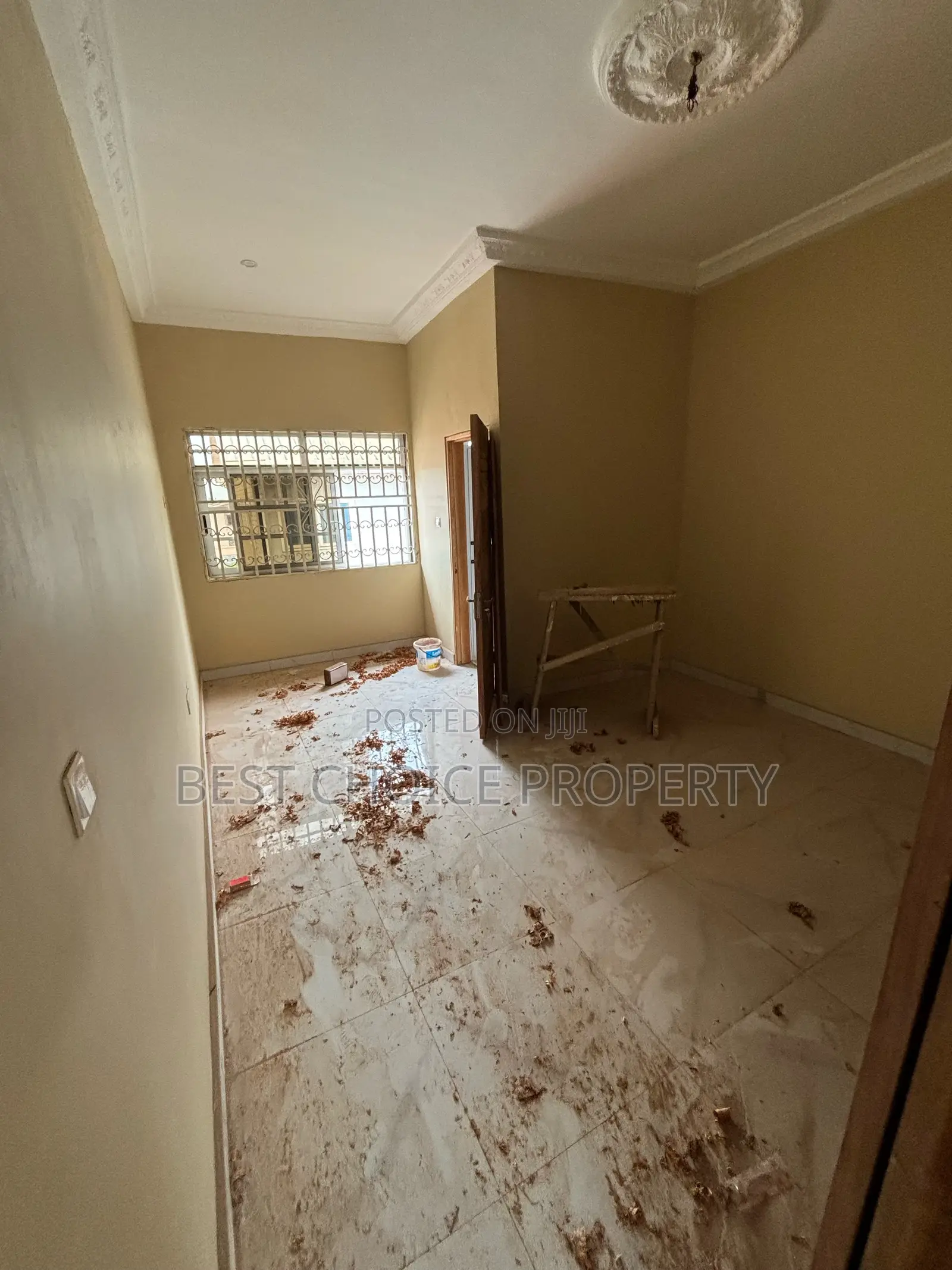 3bdrm Apartment in Chicken Man Pizza, Frafraha for rent