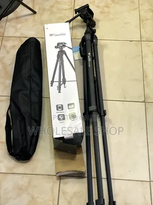 Wt-3560 Tripod ( Cameras and Phones )