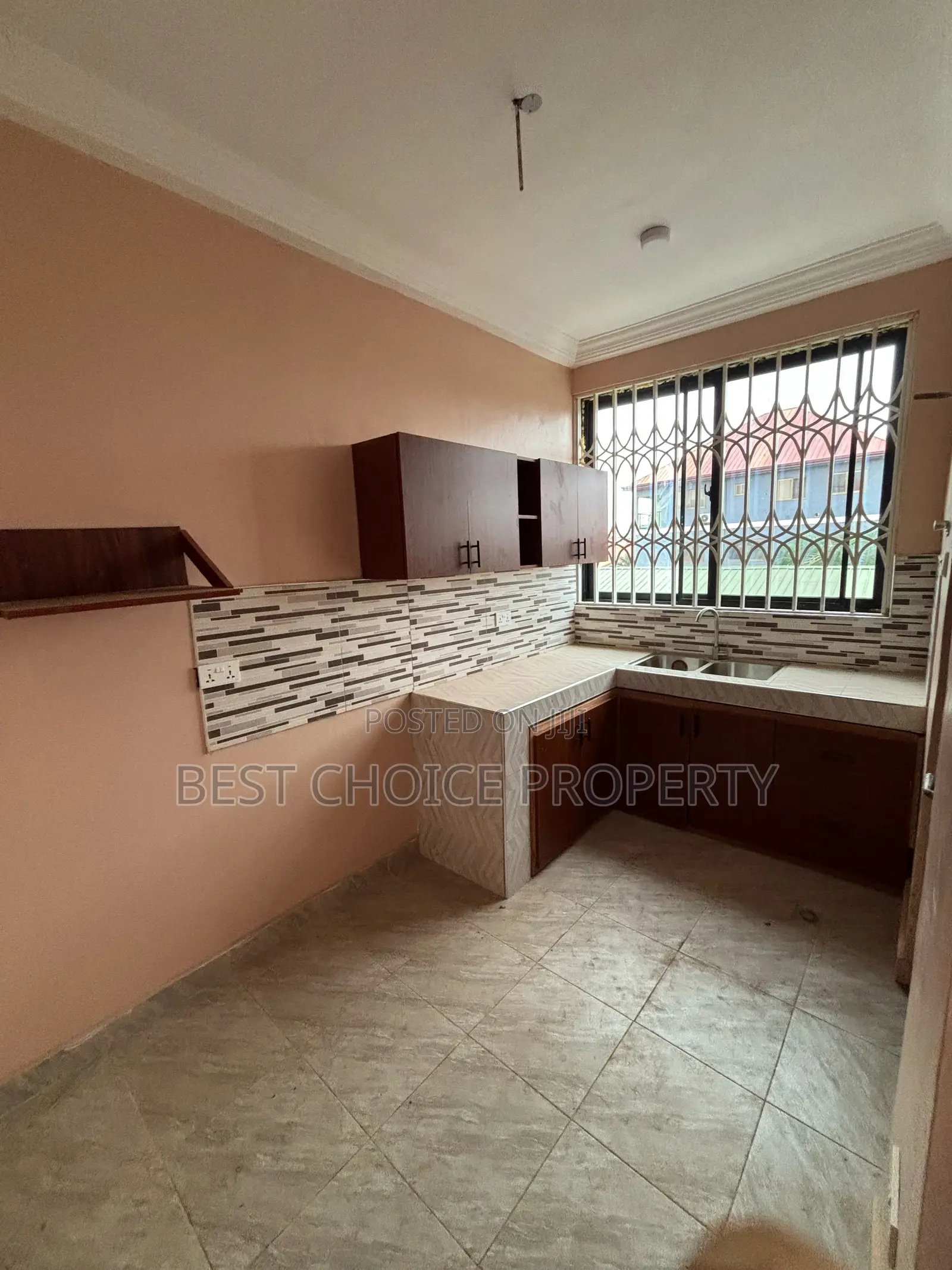2bdrm Apartment in Oyarifa for rent
