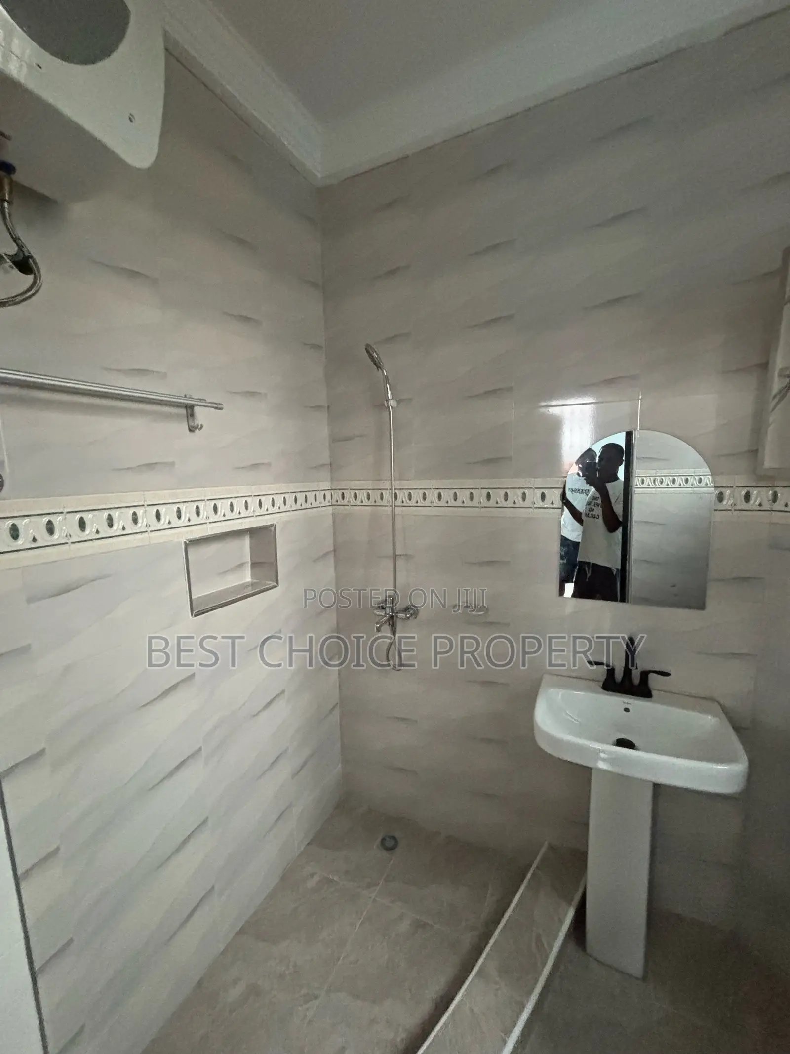 2bdrm Apartment in Oyarifa for rent