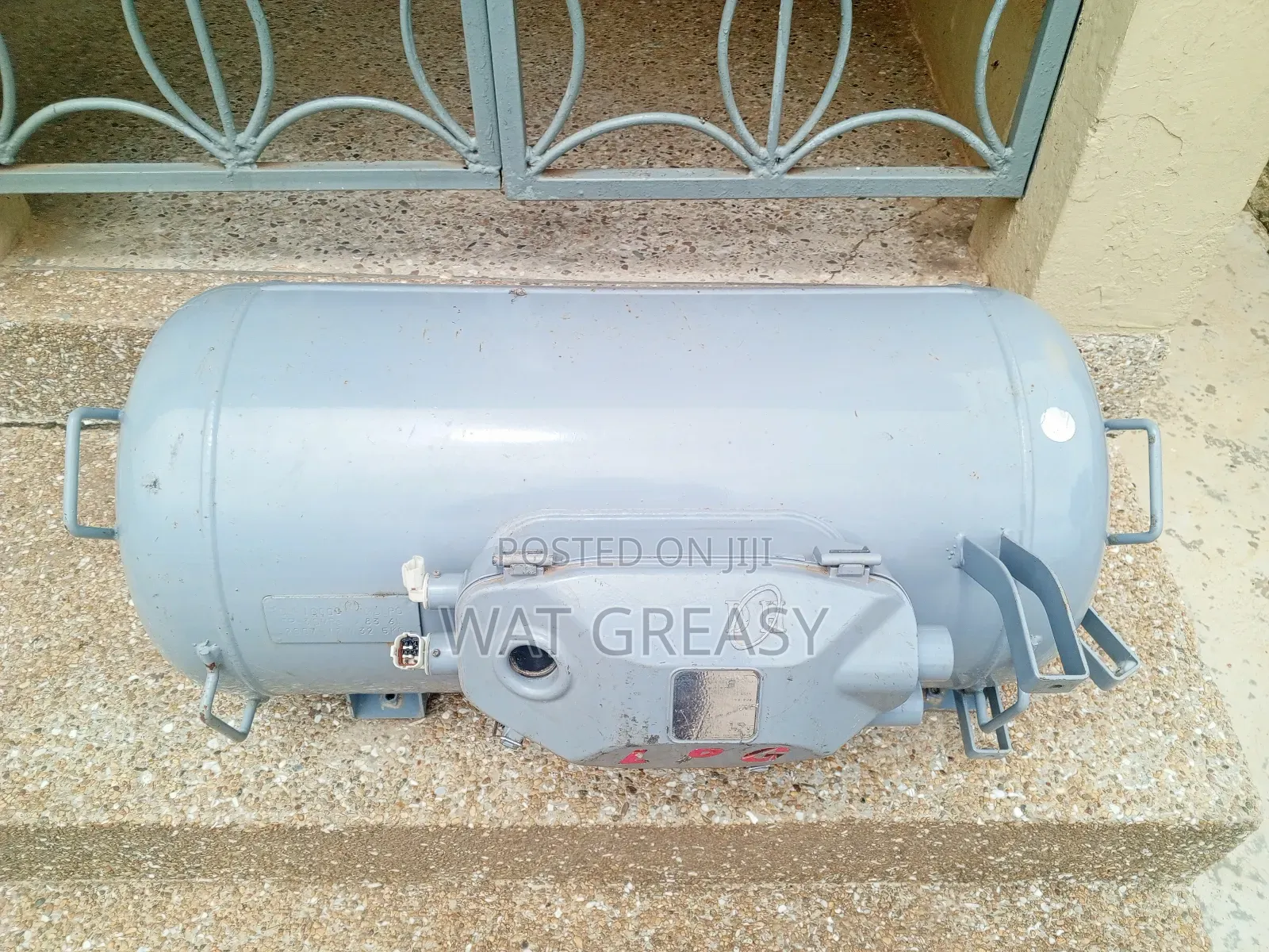 83.6l Electric (Pump) LPG/ CNG Gas Tank