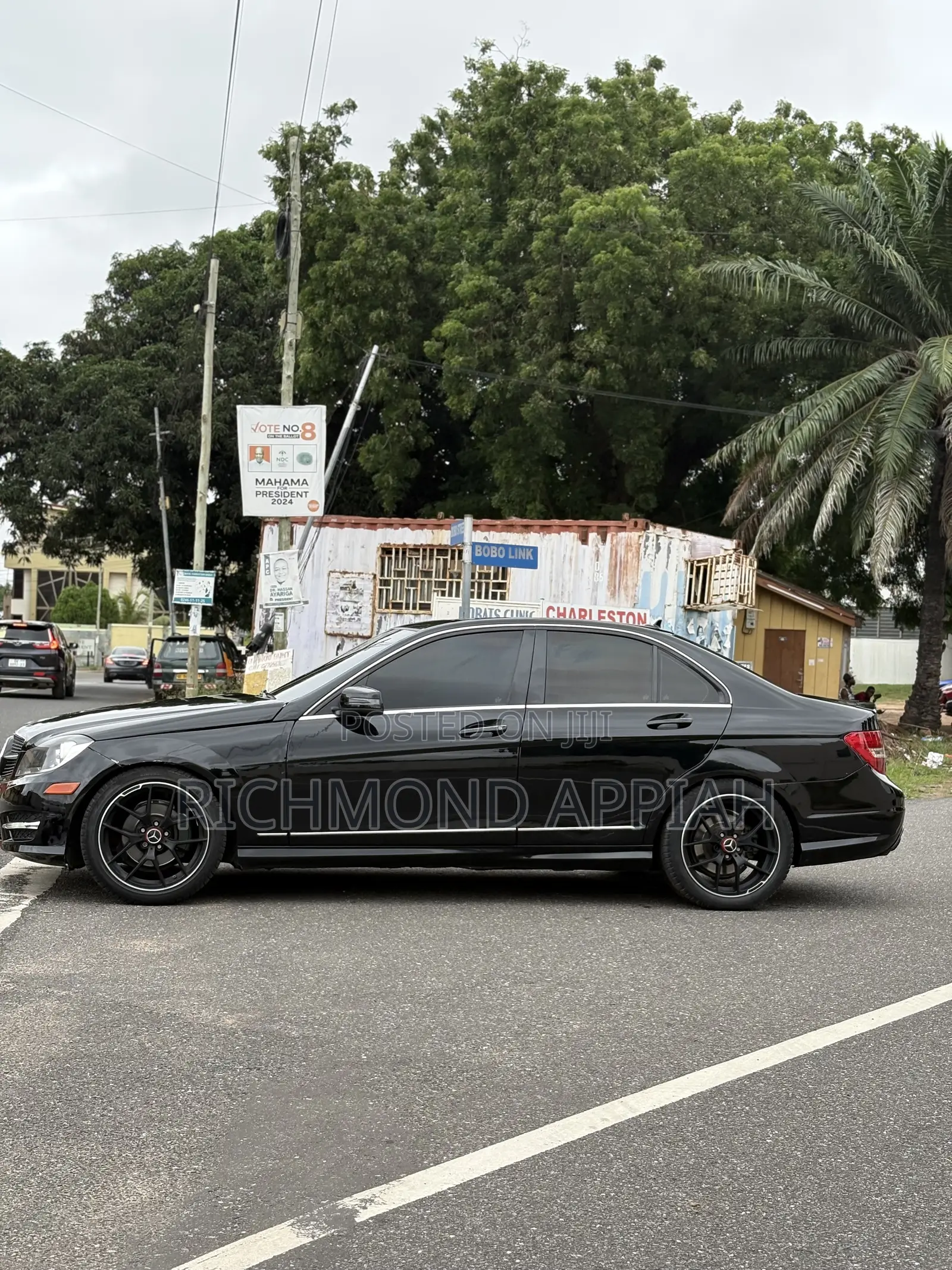 Mercedes-Benz C250 2014 Black