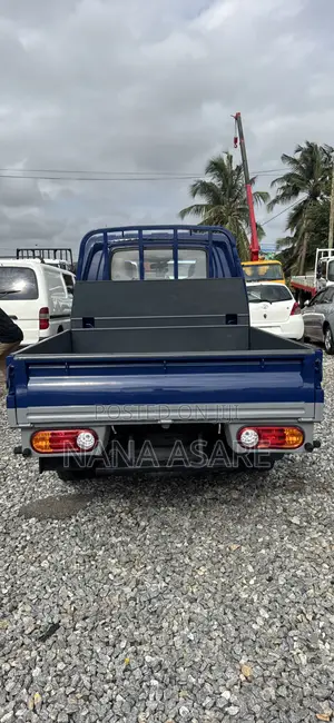 Hyundai Porter II 2015 Blue