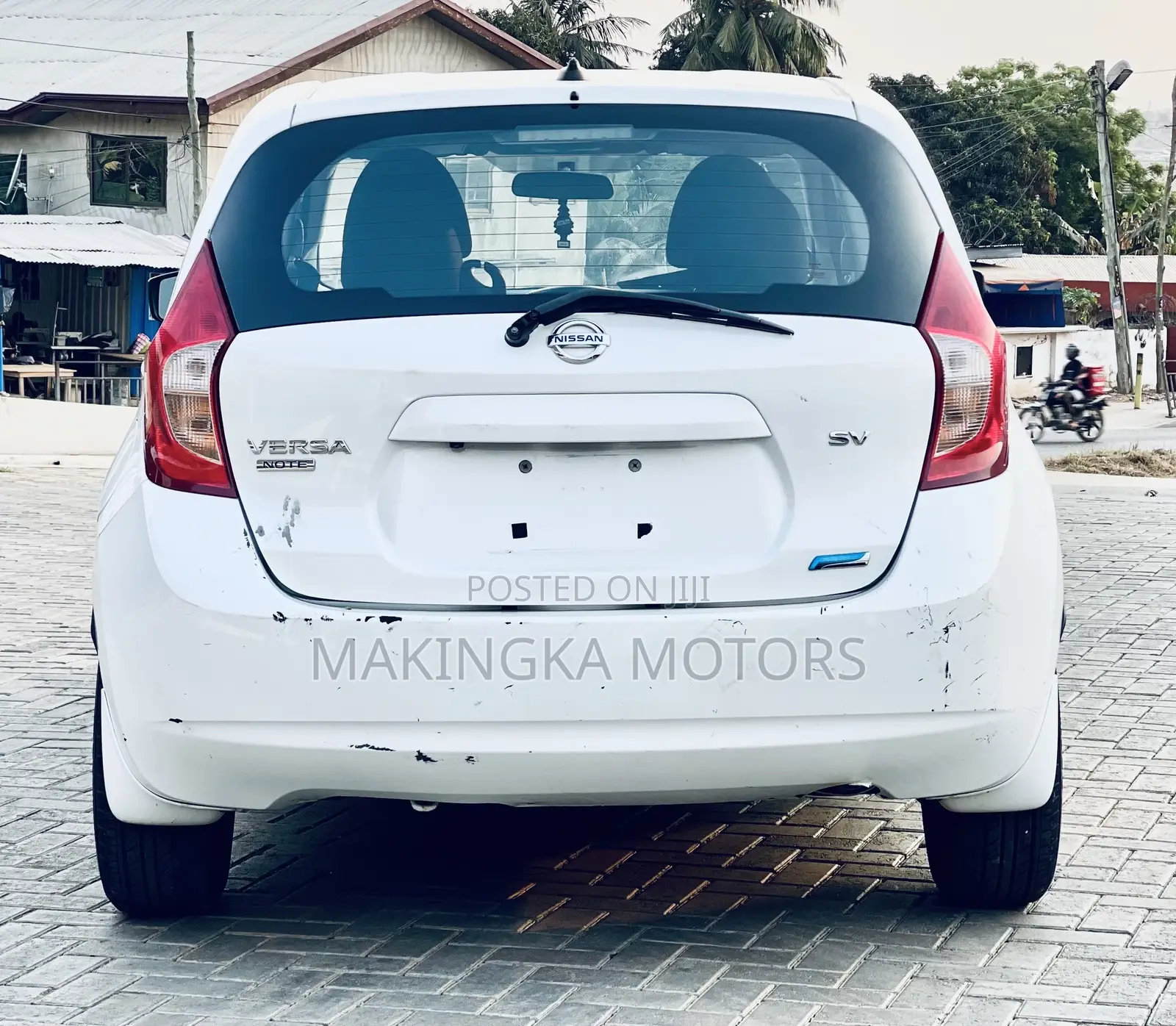 Nissan Versa 1.6 SV 2016 White