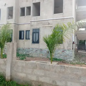 6bdrm House in K. Duah Properties, Oyibi for sale