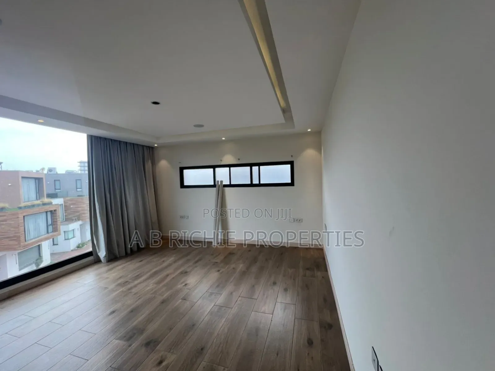 4bdrm Townhouse/Terrace in Ab Richie Properties, Cantonments for sale