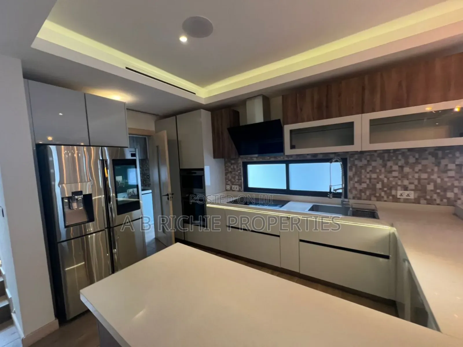 4bdrm Townhouse/Terrace in Ab Richie Properties, Cantonments for sale