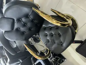 Photo - Barbering Chair