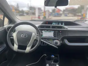 Toyota Aqua 2014 Blue