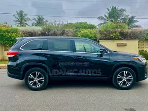 Toyota Highlander 2019 Black