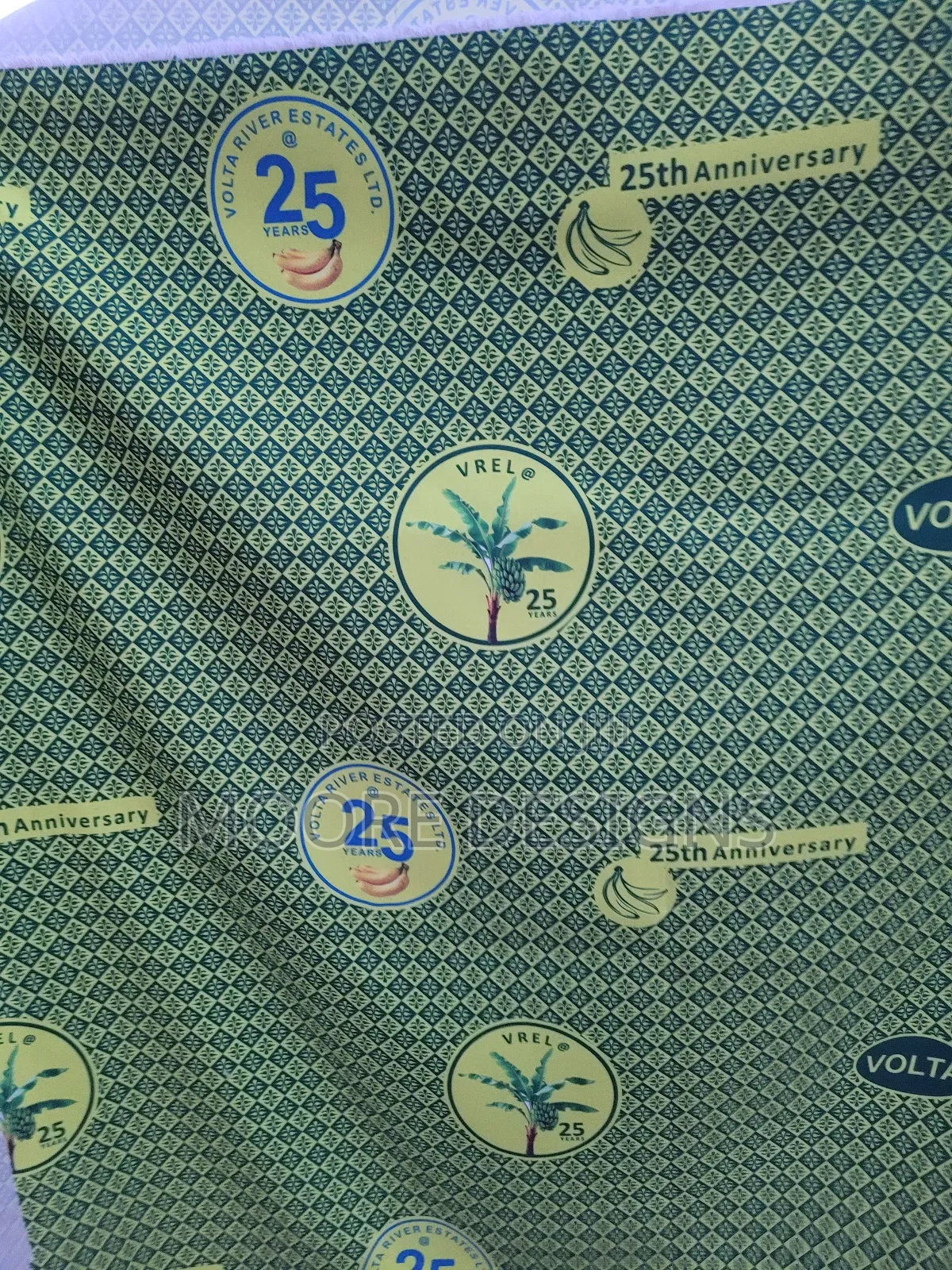 Affordable Cloth Printing for Schools Organizations