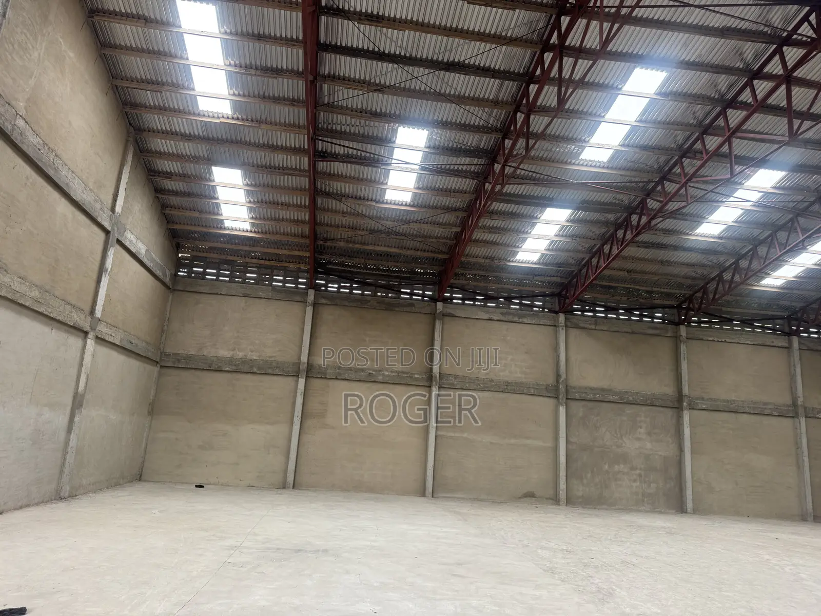 800 SQM Warehouse for Rent at Tesano