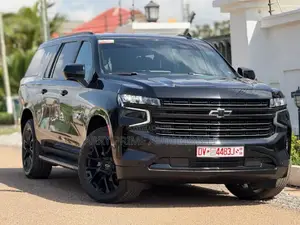 Chevrolet Suburban 2022 Black