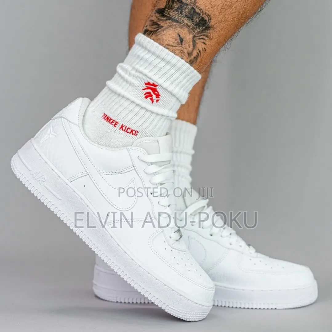 Nike Air Force 1 Low "White on White"