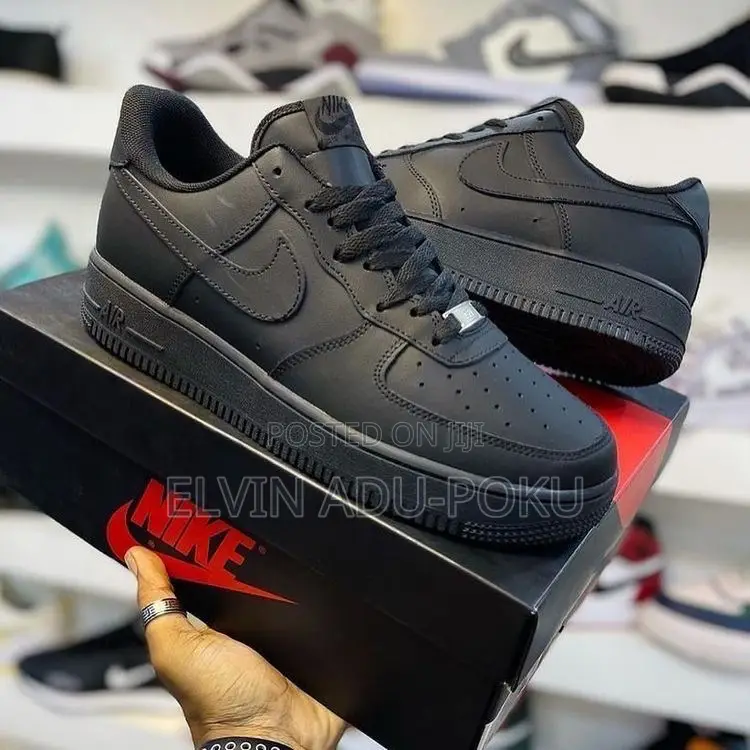Nike Air Force 1 Low "Fresh Black Anthracite".