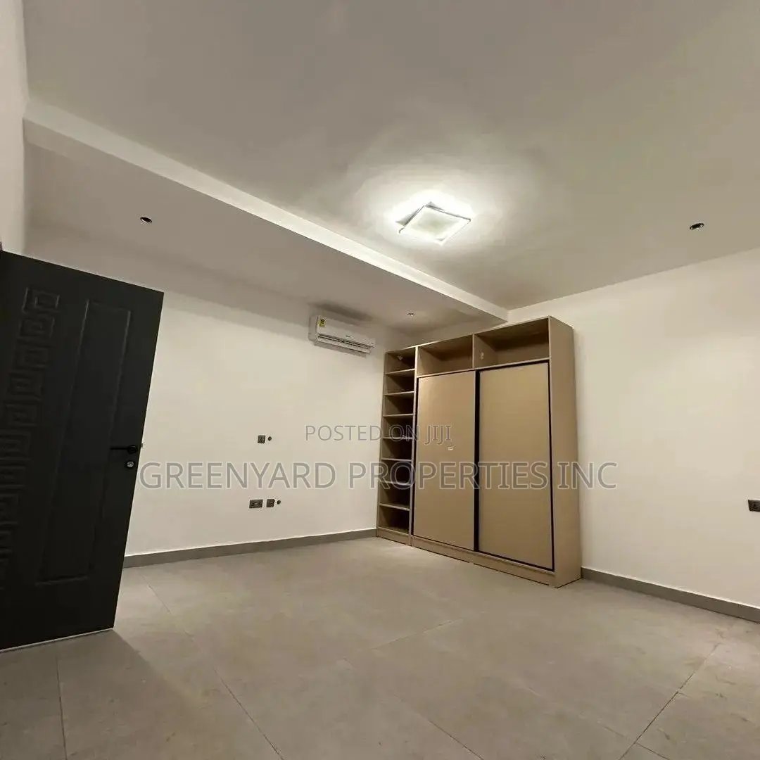 2bdrm Apartment in Adjiringanor, Adjiriganor for rent