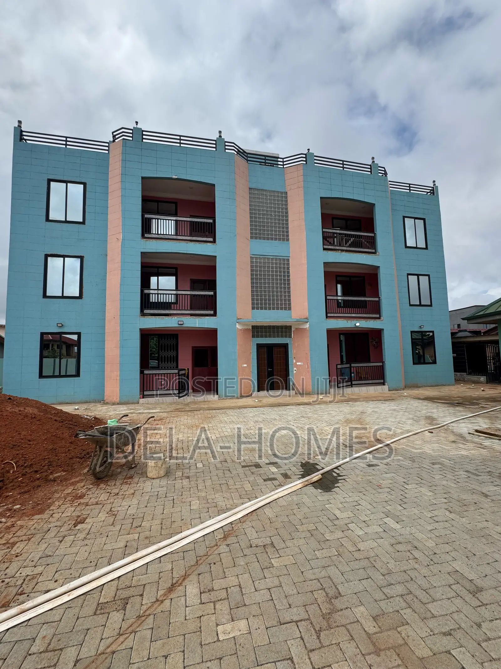2bdrm Apartment in Oyarifa, Owusu Ansah for rent