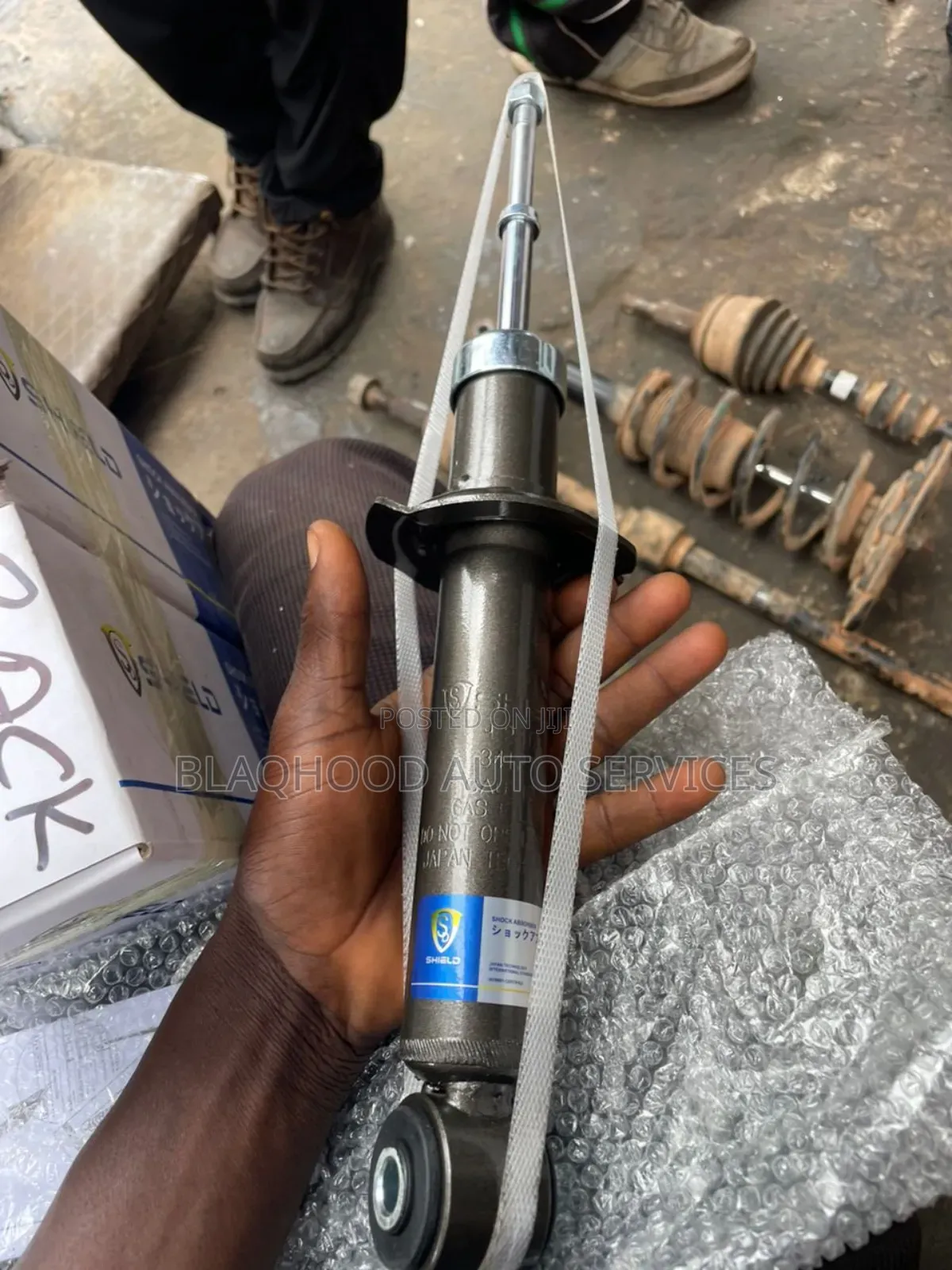 Brand New Back Shock Absorbers in Stock for All Cars