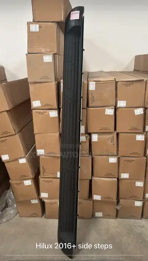Hilux 2016+ Side Steps