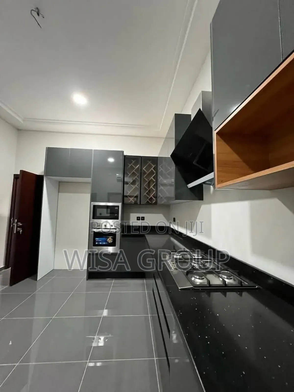 4bdrm Duplex in Wisa Group, Accra Metropolitan for sale
