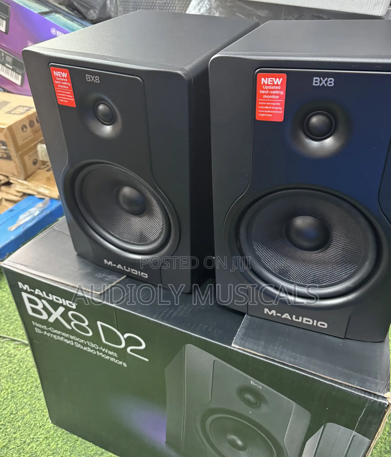 M- Audio/Bx8 D2 Nest Generation 1300watt Studio Monitor