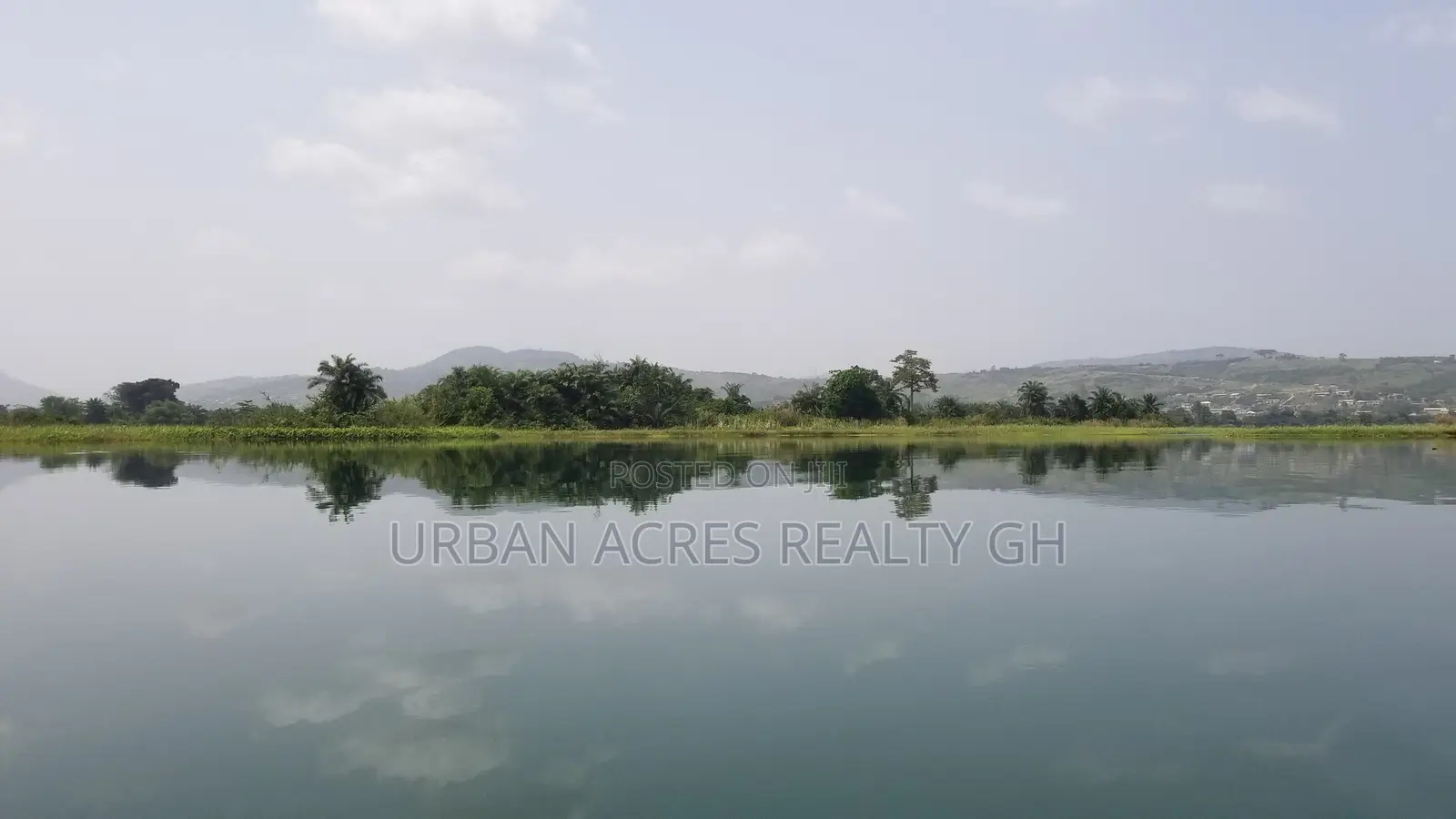 Asuogyaman Dist - (Senchi) _ 20+ Acres Island on Volta River