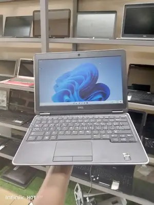 Laptop Dell Latitude E7240 8GB Intel Core i7 SSD 256GB