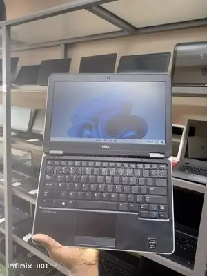 Laptop Dell Latitude E7240 8GB Intel Core i7 SSD 256GB
