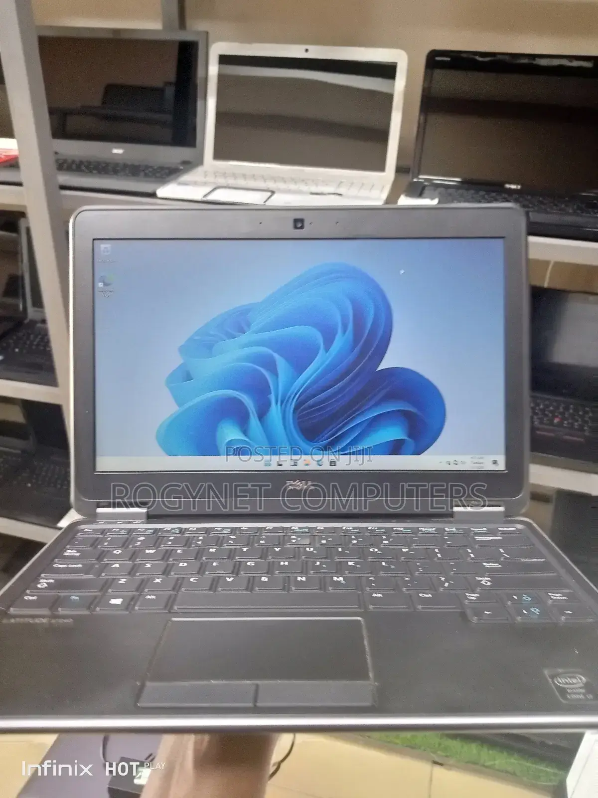 Laptop Dell Latitude E7240 8GB Intel Core i7 SSD 256GB