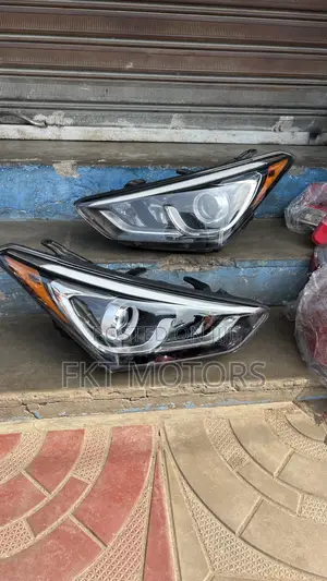 Hyundai Santa Fe Headlight 2016,2016,2017,2018,2019,2020