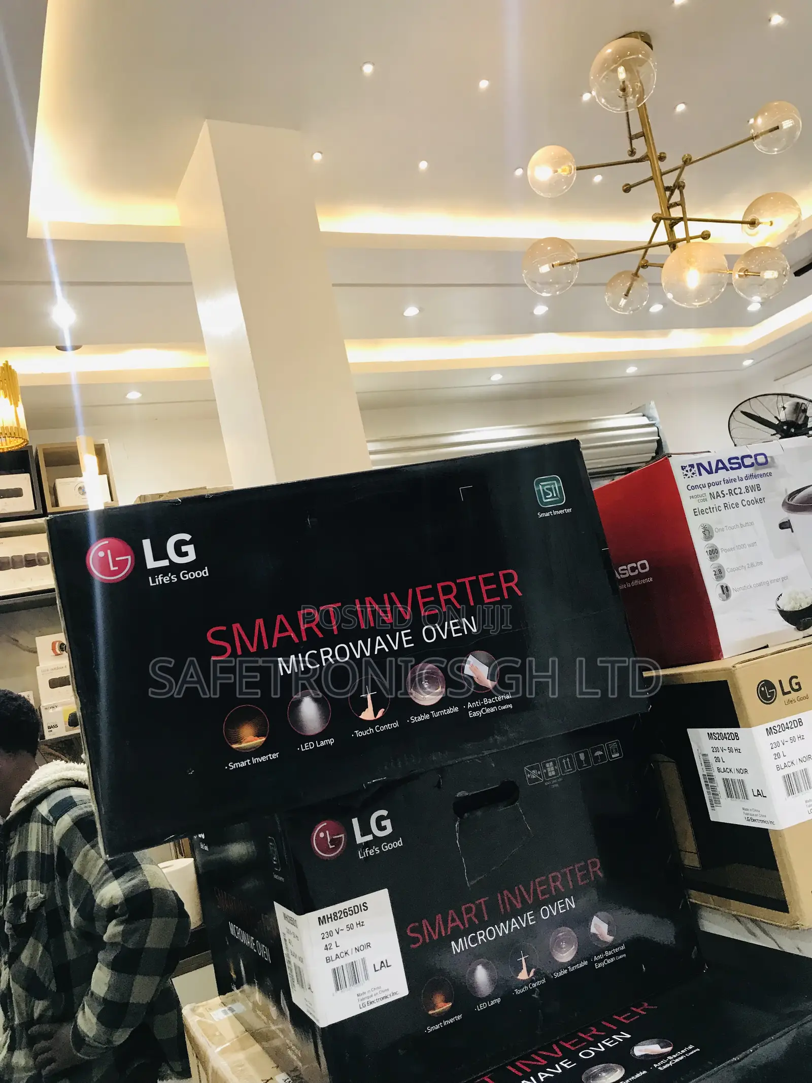 Shop Smart Touch Countertop 42 Liters Lg Black Microwave