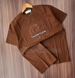 New Trending Round Neck