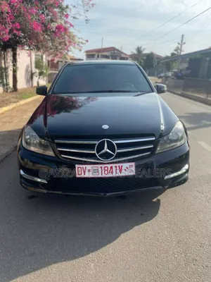 Photo - Mercedes-Benz C250 2014 Black