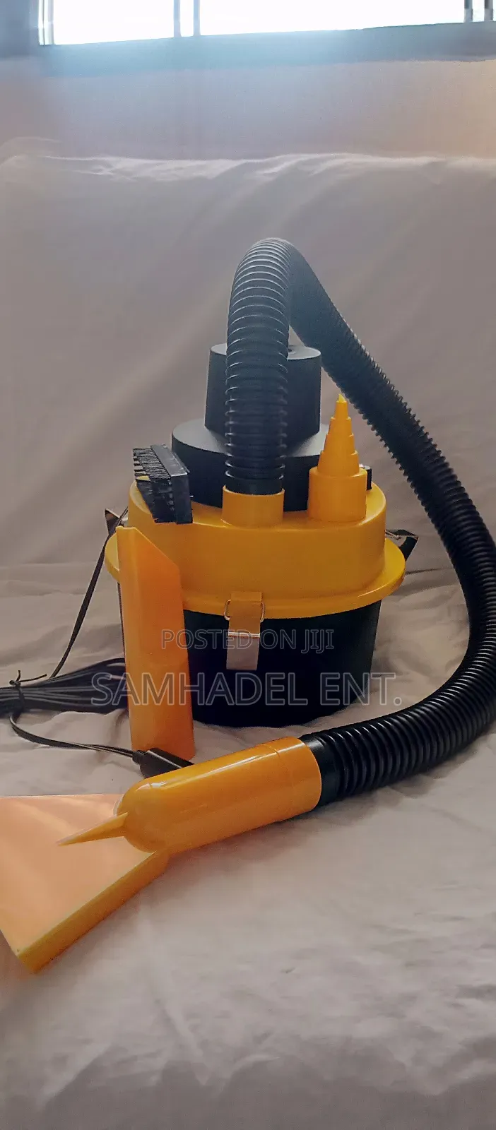 Wet and Dry Vacuum Cleaner 12volts