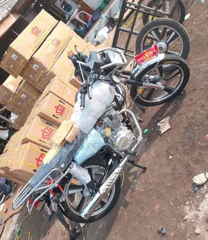 New Royal Motorcycle 2025 Black