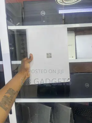 Laptop Microsoft Surface Book 3 16GB Intel Core i7 SSD 512GB