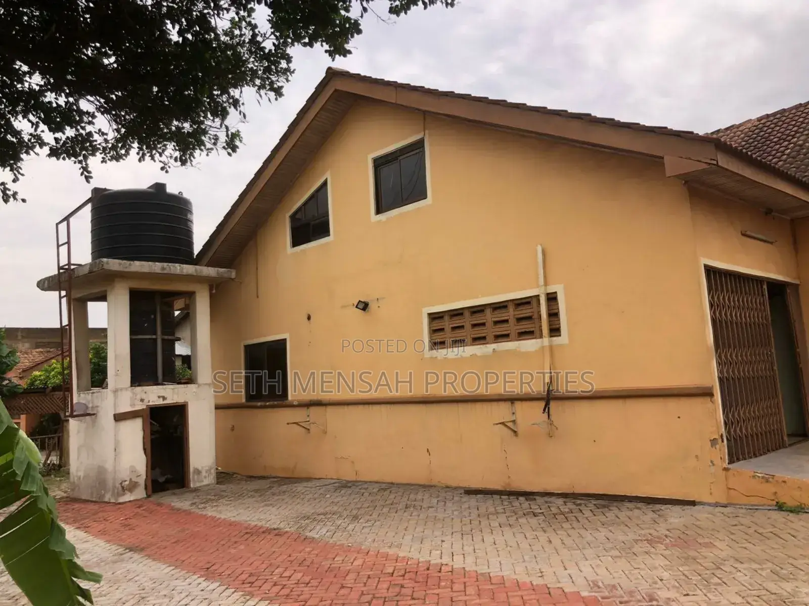4bdrm House in Sowutwuom for sale