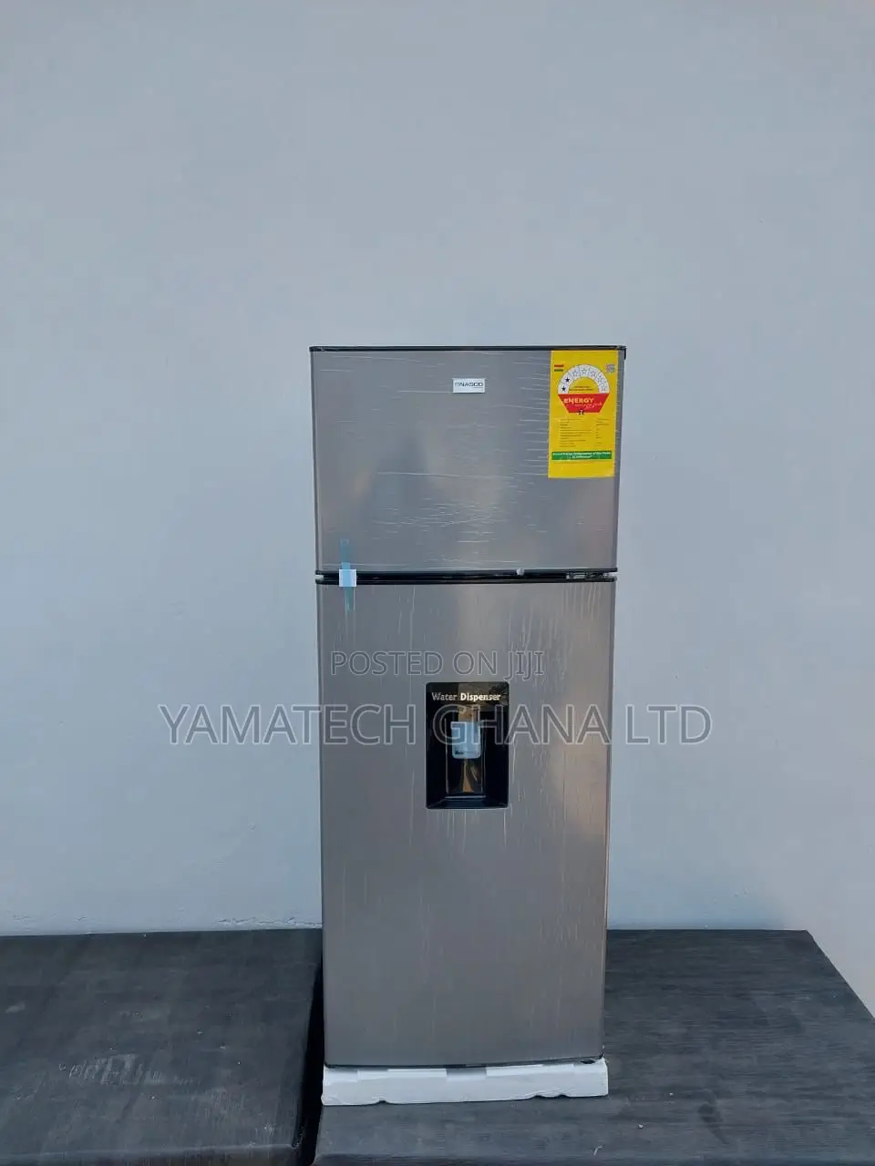 Nasco 210l Fridge With Dispenser Top Freezer -dark Silver