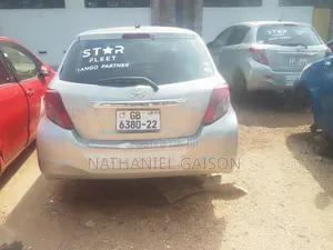 Toyota Vitz 2012 Gray