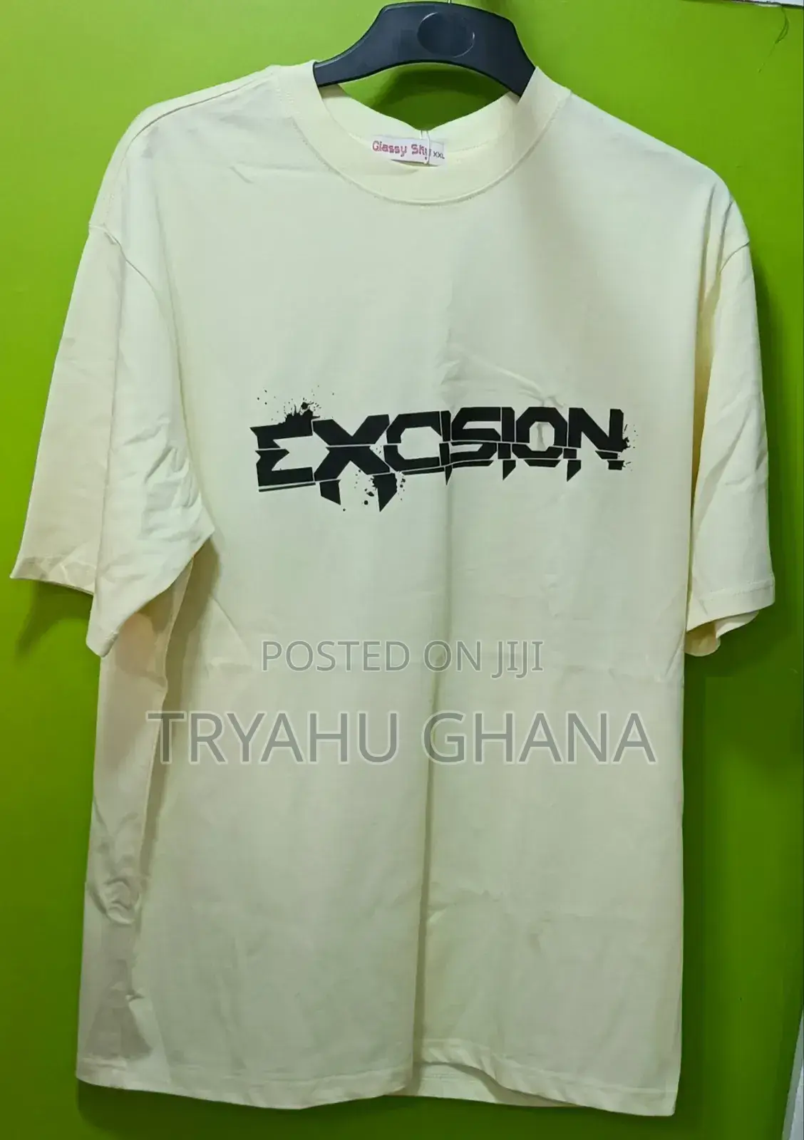 Shop Your Favorite Original Round Neck T-Shirts at Tryahu