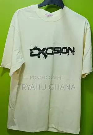Shop Your Favorite Original Round Neck T-Shirts at Tryahu