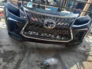 Toyota Fortuner 2008-2013 Body Kit