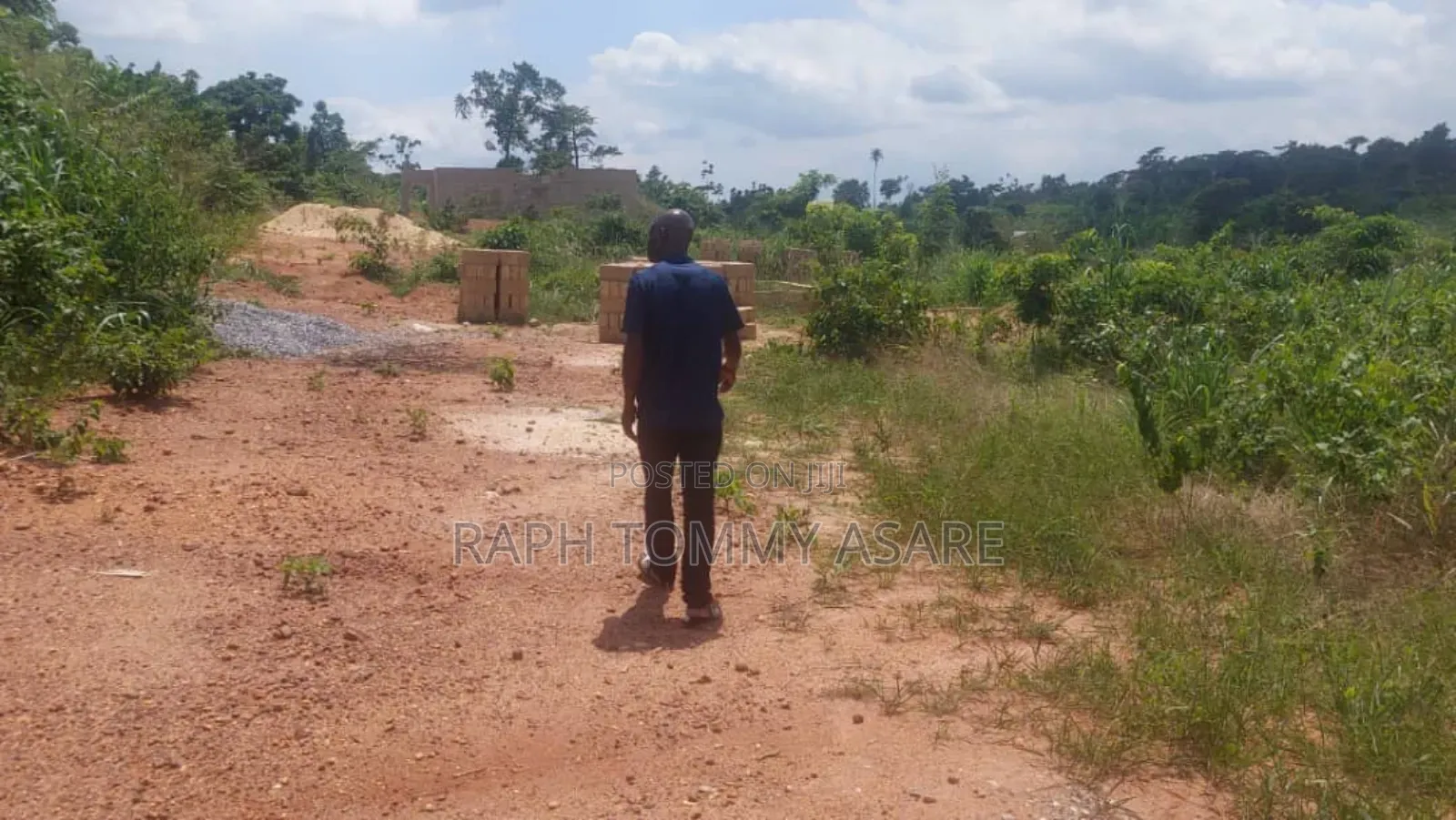 Well Located Land for Sale at Sarfo Kasaam Around Mamponteng